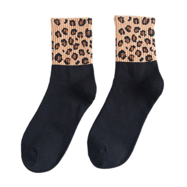 Soft Women's Leopard Print Mid Length Socks