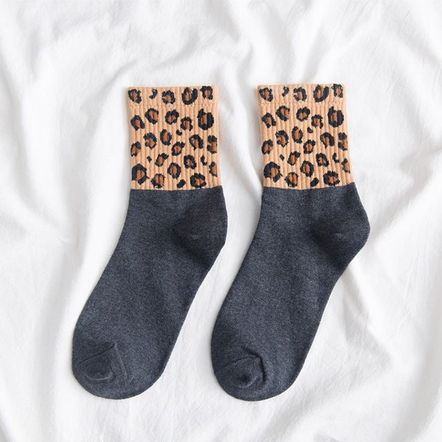 Soft Women's Leopard Print Mid Length Socks
