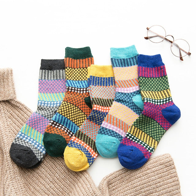 5Pairs/lot New Witner Thick Warm Wool Women Socks Vintage Christmas Socks Colorful Socks Gift Free size YM7020