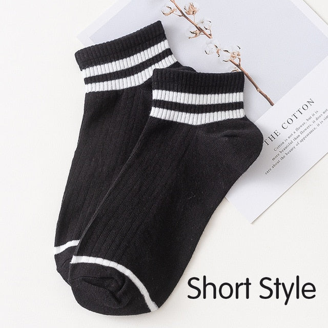 Funny Cute Japanese High School Girls Cotton Loose Striped Crew Socks Colorful Women Harajuku Designer Retro Short Sock