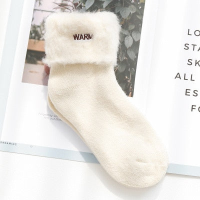 Winter Warmer Women Thicken Thermal Wool Cashmere Snow Socks Seamless Velvet Boots Floor Sleeping Socks for Mens